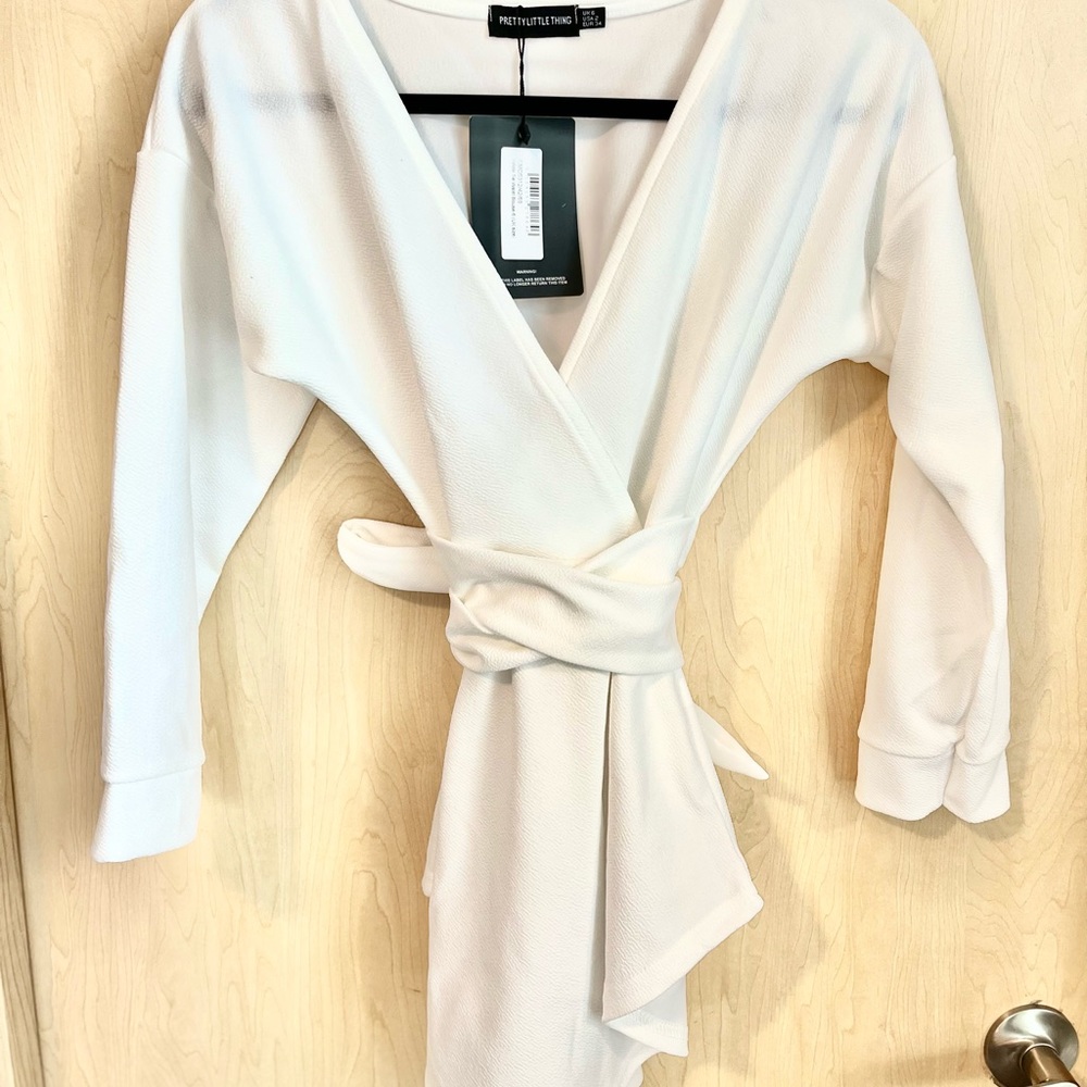 COPY - Pretty Little Thing blouse
